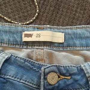 💙 Levi Strauss Light Wash Jeans Stretch size 28